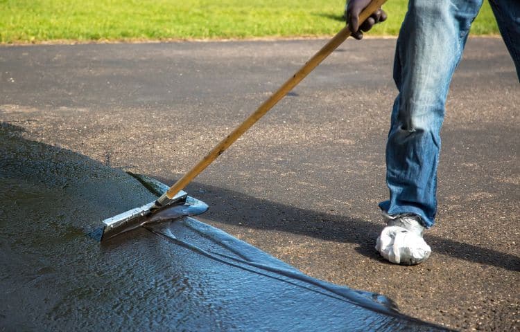 Driveway Crack Filling